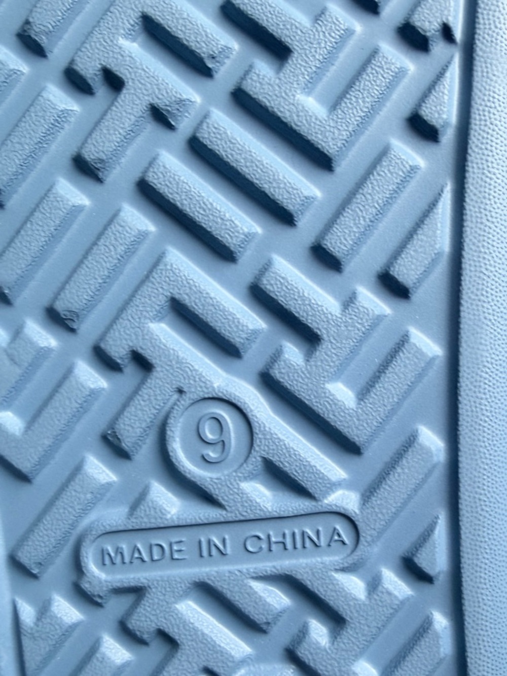 Men Size 9 Slide Sandals - Picture 3 of 3